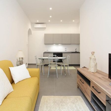 Bobo Apartment Alghero Bagian luar foto